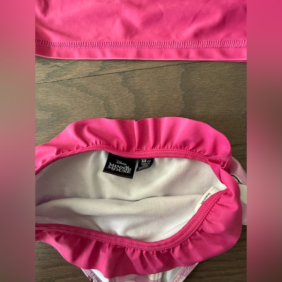 Disney Minnie Mouse Girls Swim Set Rash Guard Bikini XS 4–5 pink - Picture 5 of 16
